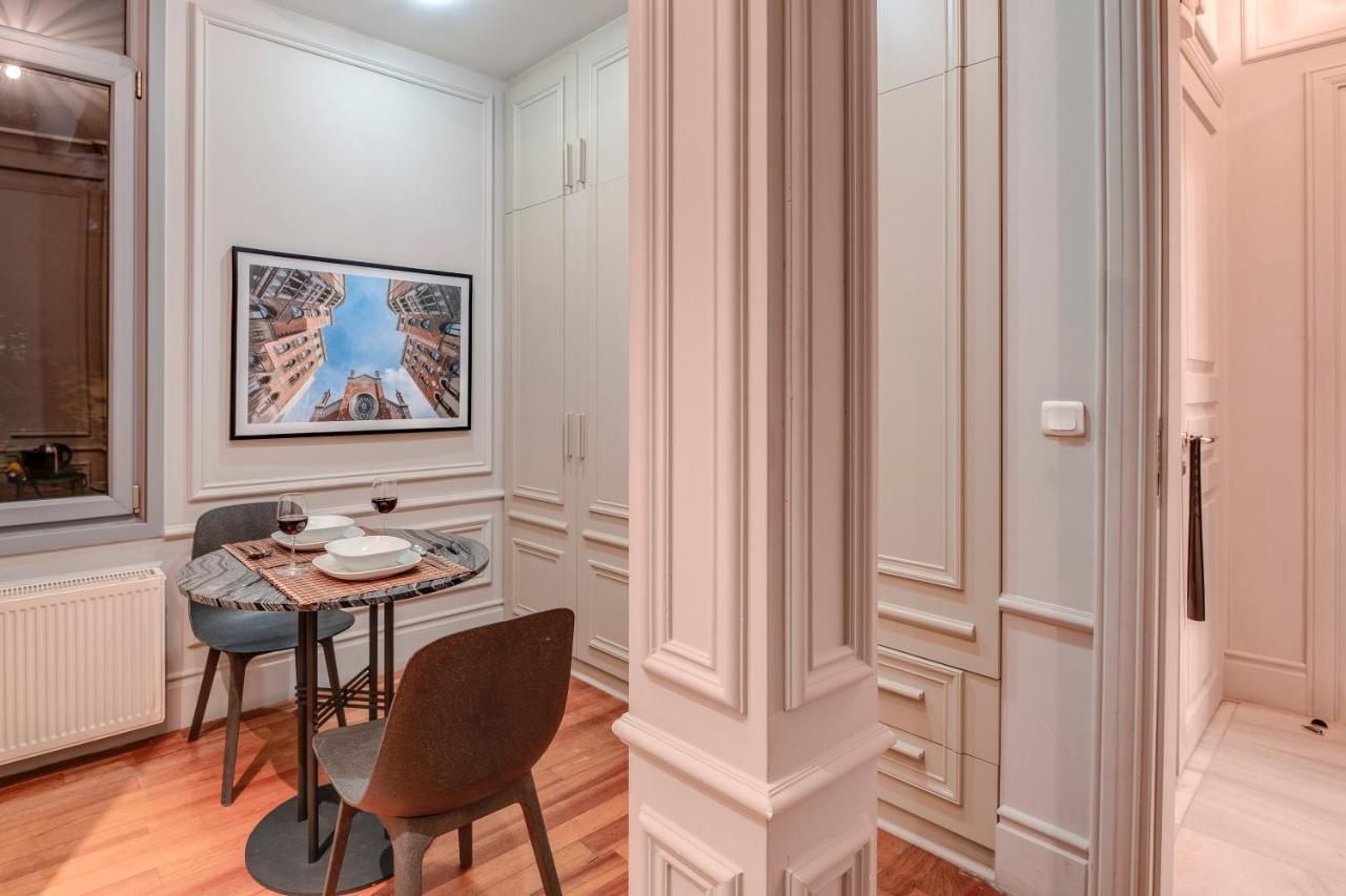 Homie Suites - Luxury Apartments In Galata Provincia di Provincia di Istanbul Esterno foto